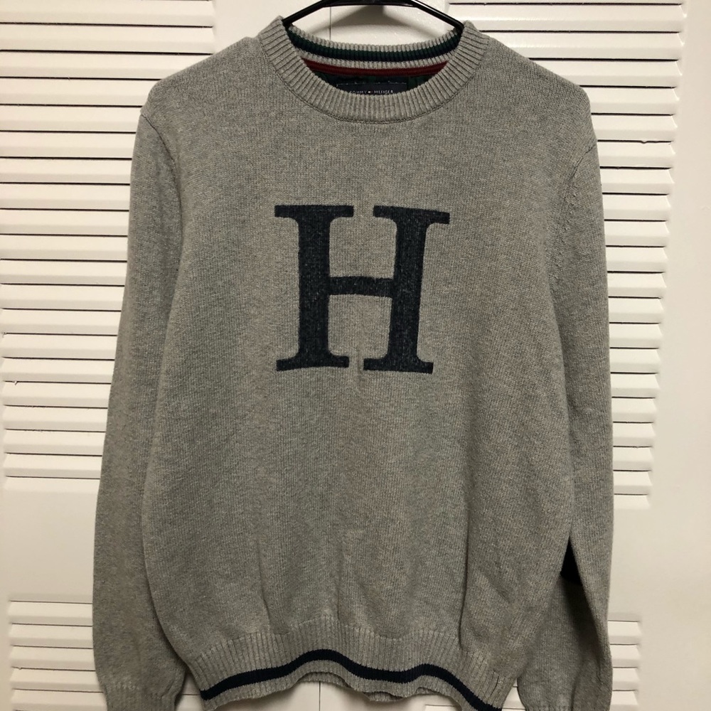 Tommy Hilfiger H Sweater Size Large